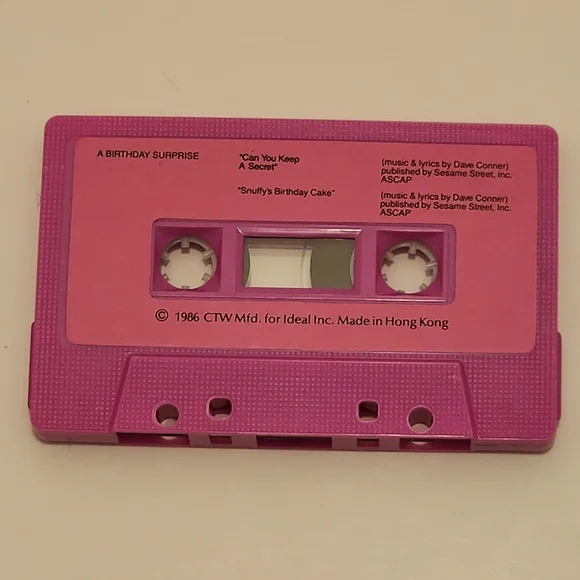 1986 Ideal Big Bird StoryMagic  Storybook & Cassette Tape - A Birthday Surprise - Picture 16 of 16